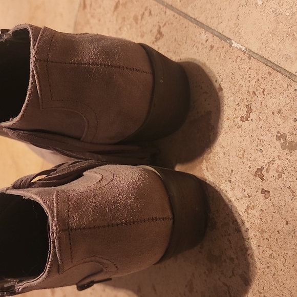 Suede low shoe boots with fringe 7.5 - Picture 5 of 5